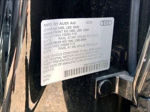 Used 2025 Audi Q5 Premium w/ Convenience Package AWD/4WD image 34