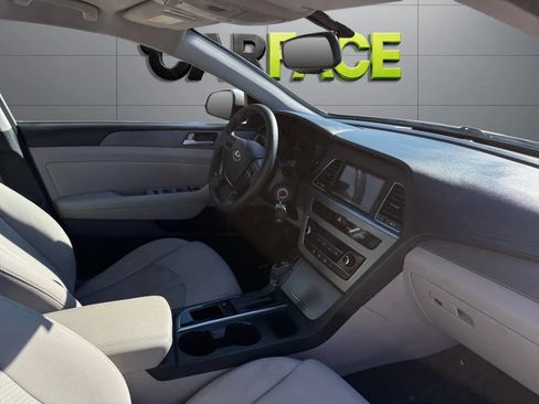 Used 2015 Hyundai Sonata SE w/ Option Group 09 FWD image 23