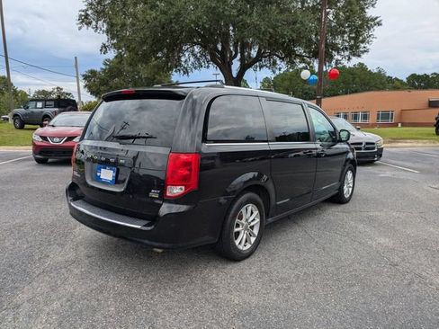 Used 2019 Dodge Grand Caravan SXT FWD image 5