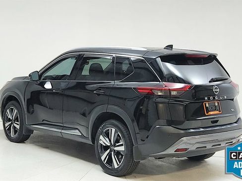 Used 2023 Nissan Rogue SL w/ SL Premium Package FWD image 3