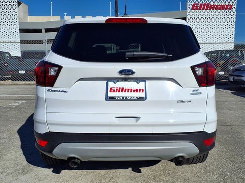 Used 2019 Ford Escape SE image 23