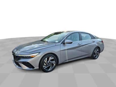 Used 2025 Hyundai Elantra SEL