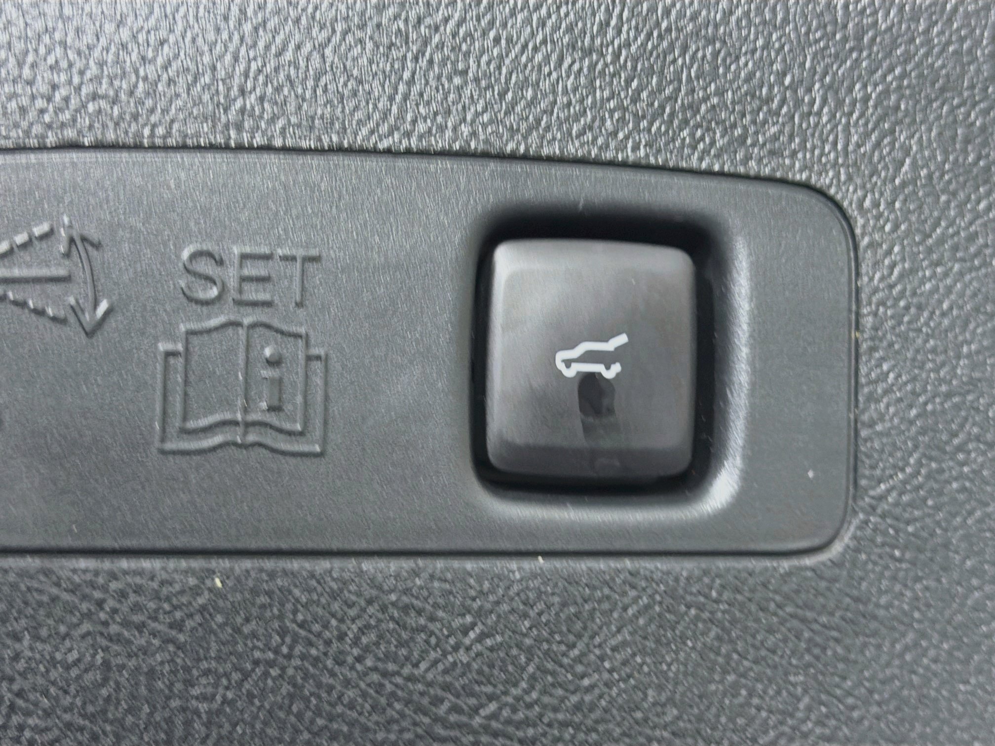 Used 2020 Lincoln Corsair FWD w/ Equipment Group 101A image 28