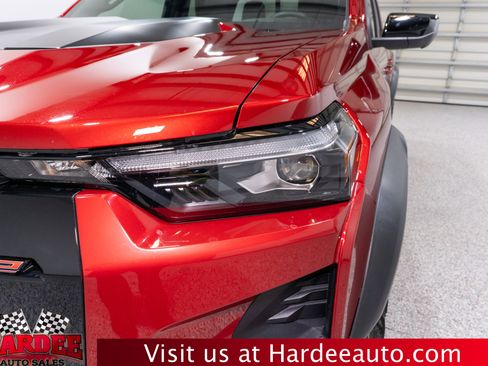 Used 2025 Chevrolet Colorado ZR2 w/ Technology Package image 8