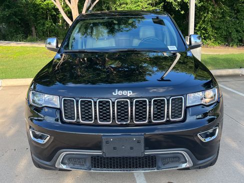 Used 2022 Jeep Grand Cherokee Limited RWD image 3
