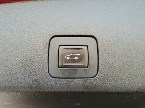 Used 2020 Buick Encore GX Select w/ Sport Touring Package image 25