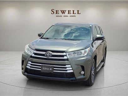 Used 2018 Toyota Highlander XLE