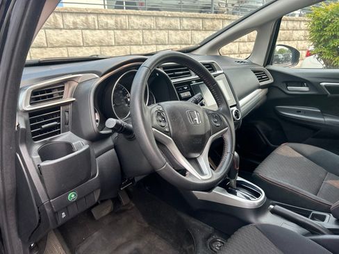 Used 2019 Honda Fit Sport image 6