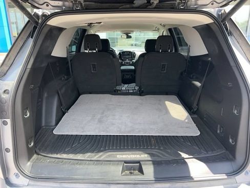 Used 2018 Chevrolet Traverse LT AWD/4WD image 9