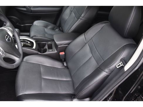 Used 2015 Nissan Rogue SL image 13