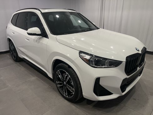 New 2026 BMW X1 xDrive28i w/ Technology Package image 3