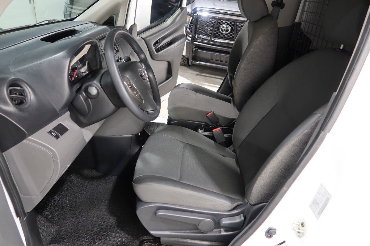 Used 2018 Nissan NV200 S w/ Cruise Control Package FWD image 20