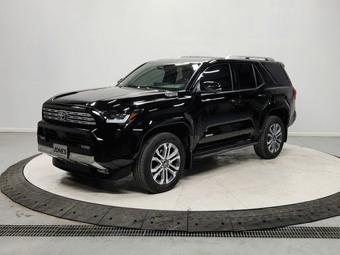 Used 2025 Toyota 4Runner Limited image 3
