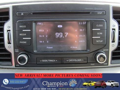 Used 2018 Kia Sportage LX image 10