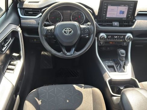 Used 2021 Toyota RAV4 XLE FWD image 15