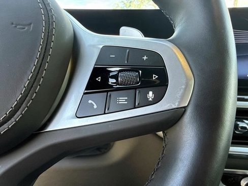 Certified 2025 BMW X6 xDrive40i image 33