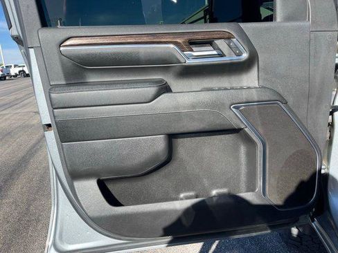 Used 2024 GMC Sierra 3500 SLE w/ SLE Value Package image 20