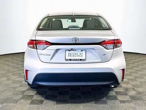 Certified 2025 Toyota Corolla LE image 7