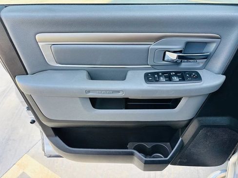 Used 2017 RAM 1500 Big Horn AWD/4WD image 28