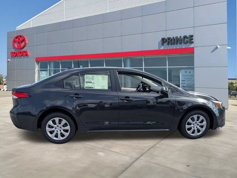 New 2026 Toyota Corolla LE FWD image 3