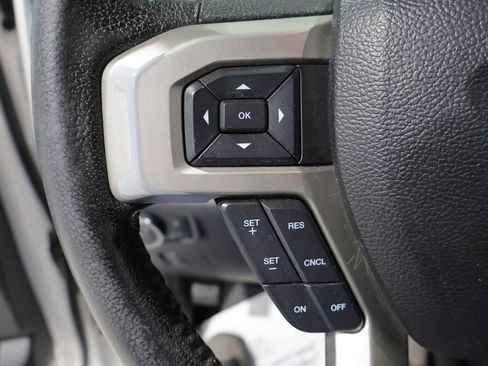 Used 2016 Ford F150 Lariat AWD/4WD image 31