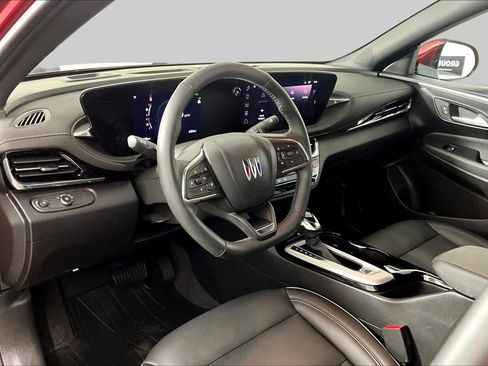 Certified 2025 Buick Envista Avenir FWD image 16