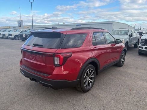 New 2026 Ford Explorer ST-Line image 6