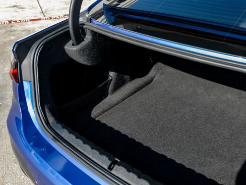 Used 2021 BMW 430i Coupe w/ M Sport Package image 48