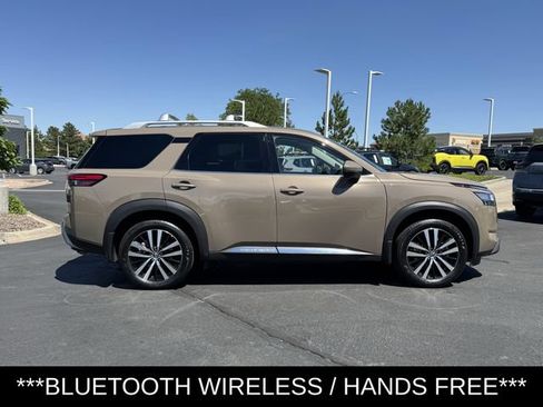 Used 2024 Nissan Pathfinder Platinum w/ Cargo Package AWD/4WD image 3