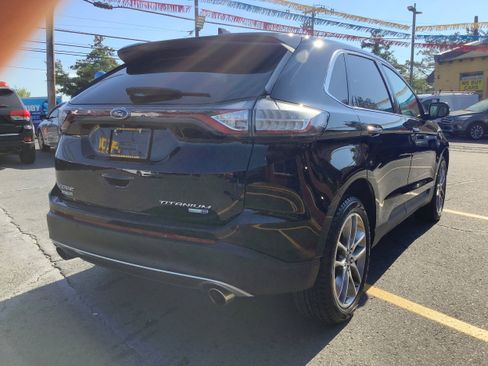 Used 2017 Ford Edge Titanium w/ Equipment Group 301A image 7