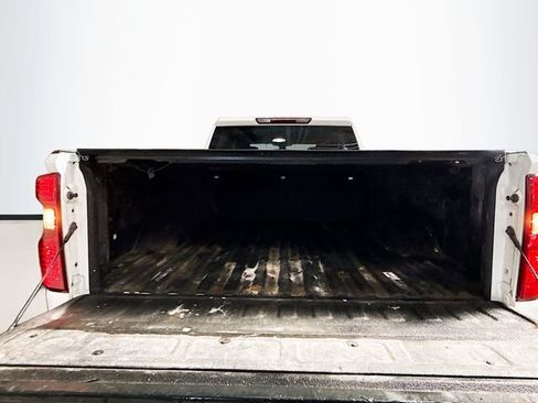 Used 2021 Chevrolet Silverado 2500 LT w/ Convenience Package image 25