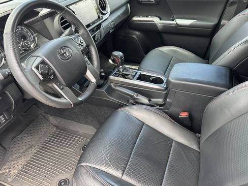 Used 2021 Toyota Tacoma TRD Pro AWD/4WD image 10