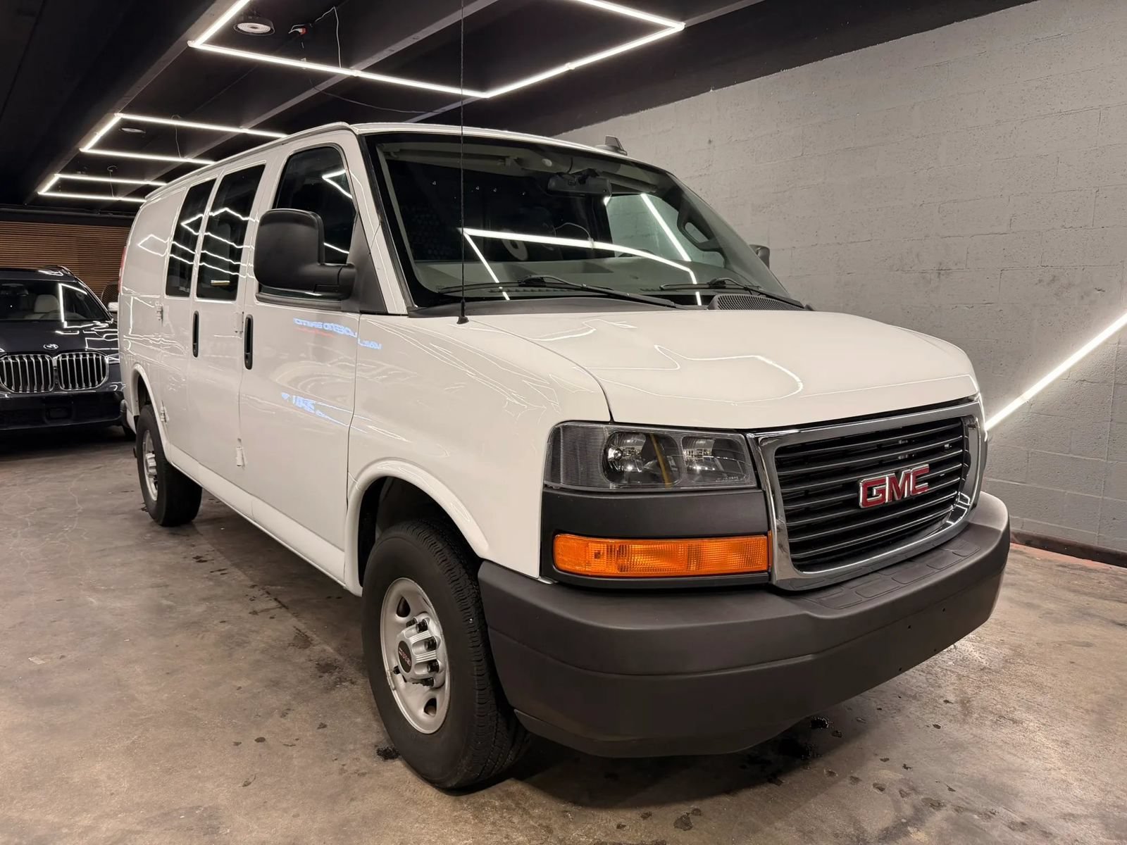 Used 2024 GMC Savana 2500 w/ Driver Convenience Package RWD image 2