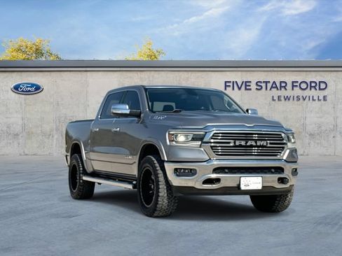 Used 2019 RAM 1500 Laramie AWD/4WD image 1