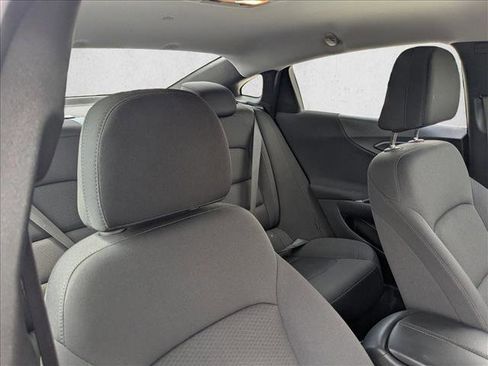 Used 2023 Chevrolet Malibu LT FWD image 18