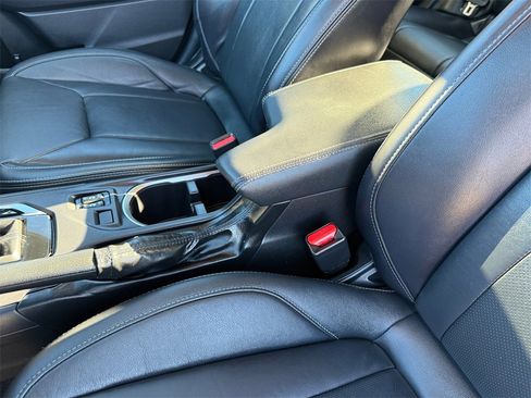 Used 2018 Subaru Impreza 2.0i Limited image 31