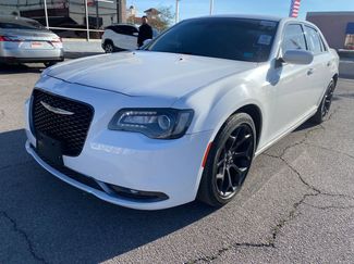 Used 2019 Chrysler 300 S video 1