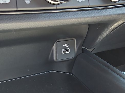 Used 2024 Honda HR-V Sport image 23