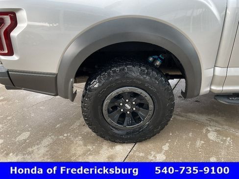Used 2018 Ford F150 Raptor w/ Equipment Group 802A Luxury AWD/4WD image 4