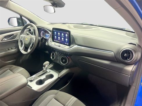 Used 2024 Chevrolet Blazer LT w/ Midnight/Sport Edition image 28