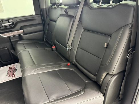 Used 2022 Chevrolet Silverado 2500 LTZ w/ LTZ Convenience Package AWD/4WD image 37