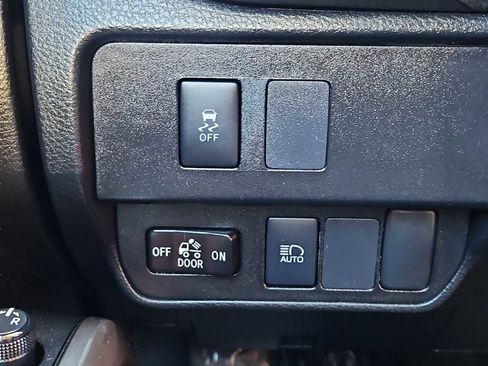 Used 2021 Toyota Tacoma SR5 image 16