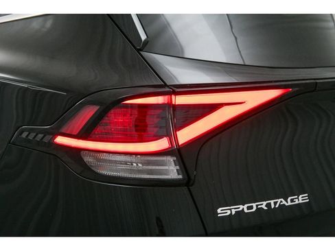 Certified 2023 Kia Sportage LX AWD/4WD image 25