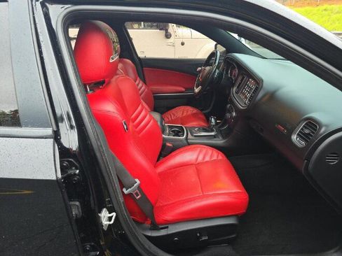 Used 2020 Dodge Charger Scat Pack RWD image 12