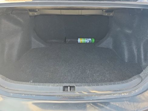 Used 2014 Toyota Corolla L image 16