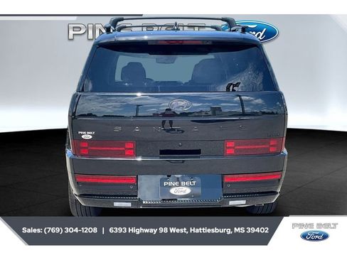 Used 2025 Hyundai Santa Fe Calligraphy FWD image 4