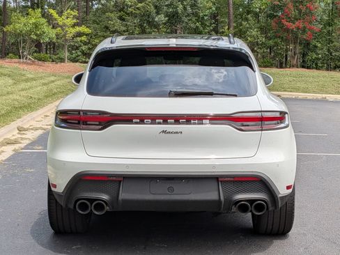 Certified 2026 Porsche Macan AWD/4WD image 22
