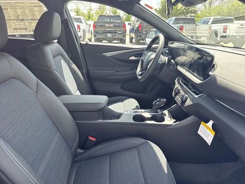 New 2026 Buick Envista Preferred w/ Advanced Safety Package FWD image 23