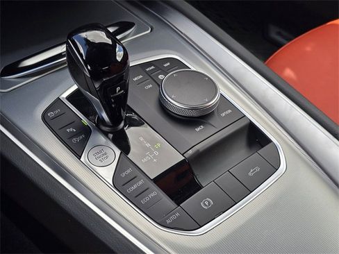 Used 2024 BMW Z4 M40i w/ Premium Package image 27