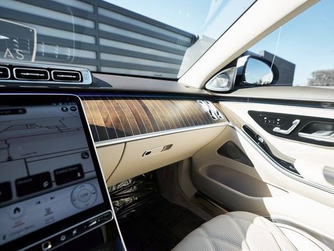 Used 2025 Mercedes-Benz Maybach S 680 4MATIC image 89